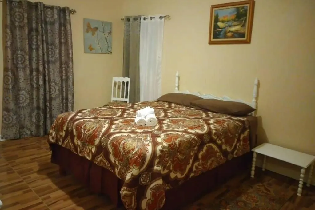 Ocho Rios Hideaway Apartment