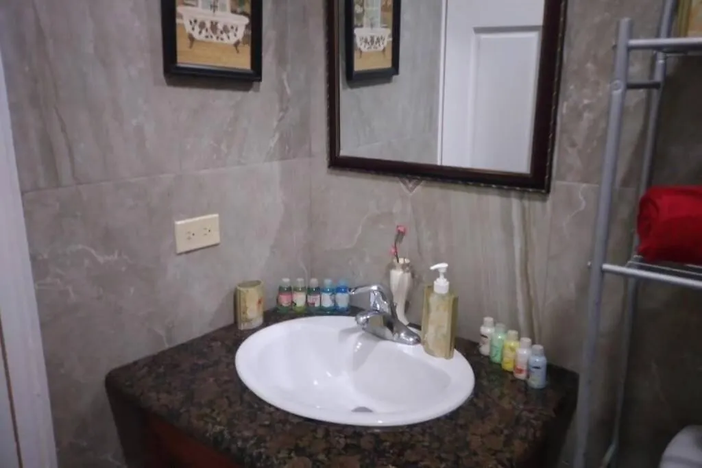 Ocho Rios Hideaway Apartment